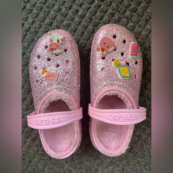 Crocs Fur Lined Girls J6 Slip On Comfort Warm Fuzzy Cozy Pink Cottagecore - Picture 4 of 13